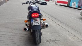 Suzuki GSX 1400 - 8