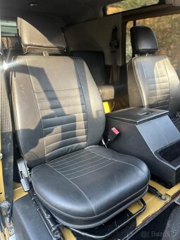 Land Rover Defender 110 3.5 V8 (Benzin, 113 kW, RV 1994) - 8