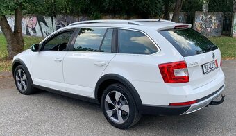 Škoda Octavia Combi SCOUT 2.0 TDI DSG 4x4 - 8