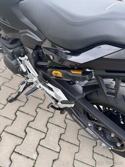 BMW F900R - 8