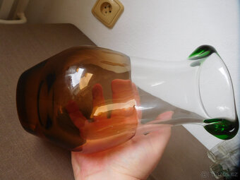 VÁZA - LADISLAV PALEČEK - ŠKRDLOVICE -HUTNÍ SKLO - 8