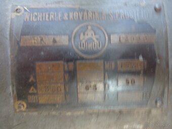 Stará cirkulárka s historickým elektro motorem Wikov - 8