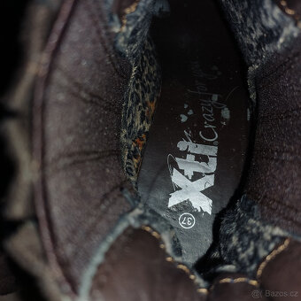 Hnědé kotníkové boty - 8