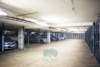 Prodej garážové stání, 17 m2 - Praha - Podolí, ev.č. 00254 - 8