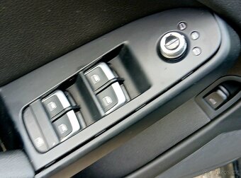 AUDI A4 2.0TDI,S-Line,XENON - 8