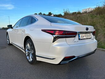 Lexus LS500h SUPERIOR - 8