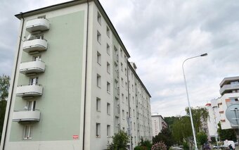 Ihned volný 2+1 s balkonem u metra Hloubětín Praha 9 - 8