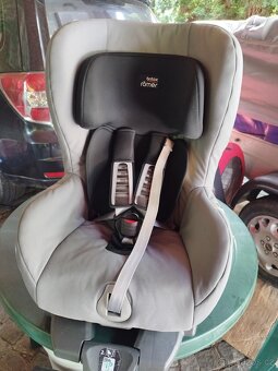 Autosedačka Britax Römer Safefix 9-18kg Isofix - 8