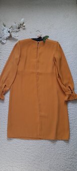 M&S elegantní hořčicové šaty - 8
