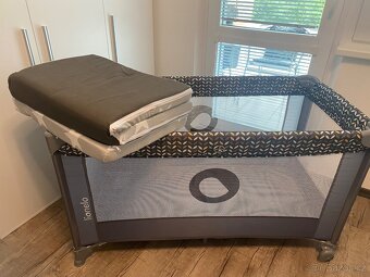 Cestovní postýlka s matrací - 8