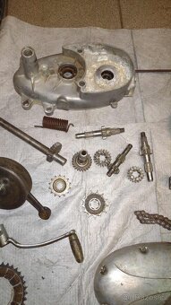 Díly motoru Jawa 50 Pionýr 20,21 mustang - 8