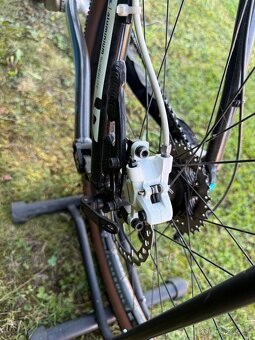 Celoodpružené kolo Cube AMS Pro 20” - 8