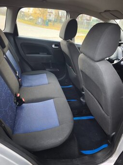 Ford Fiesta - 8