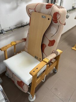 Polohovací křeslo Linet - 8