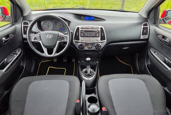Hyundai i20 1.25 16V 62KW/84PS R.V.10/2012 - 8