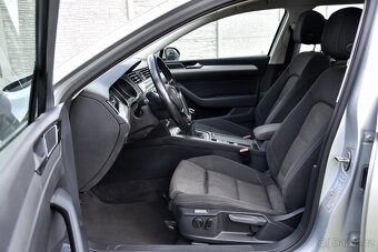 Volkswagen Passat b8 2.0 TDi CR COMFORTLINE,PANORAMA,NAVI,TZ - 8