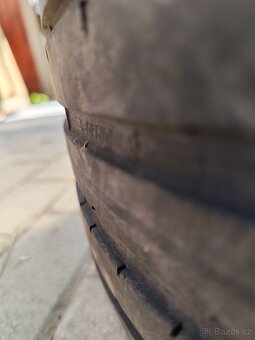 Pneu Dunlop 225/40 R18 - 8