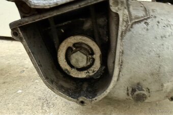 Historický motor IWL Berlin / MZ (německý skútr) - 8