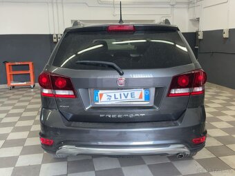 Fiat Freemont 2,0 MTJ Cross 4x4 - 8