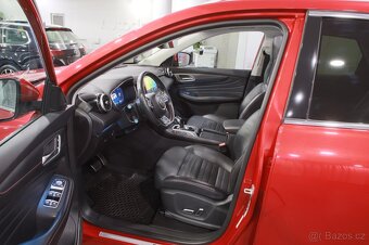 MG EHS PHEV Luxury 1.5 190kW AUT. / Záruka 2 roky - 8