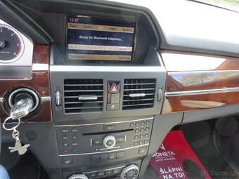 Mercedes Benz GLK 350 CDI 4MATIC r.v.2010 1.MAJITEL - 8