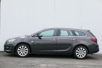 Opel Astra J 1.7 Cdti 81 kW M6° Sports Tourer - 8