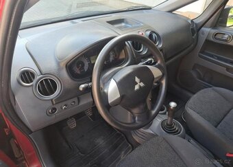 Mitsubishi Colt 1,1 Inform benzín manuál 55 kw - 8