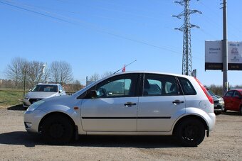 Ford Fiesta 1,4i 59KW, KLIMA, ČR, STK 12/2025, r.v. 2005 - 8