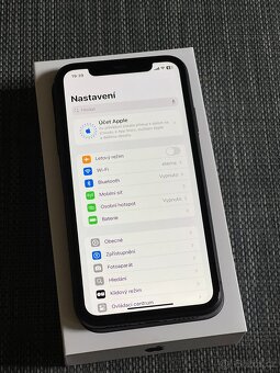 Apple iPhone 11 64GB Black - 8