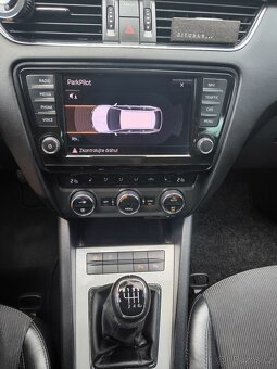 Škoda Octavia III 1.6 TDi GREENLINE - 8