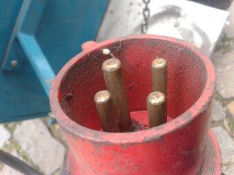 CO2 svářečka ETP Autocomp 325 - 8