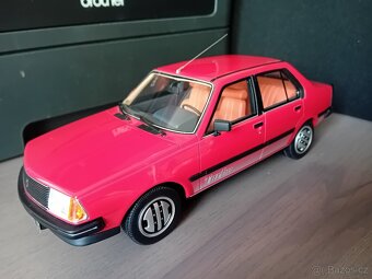 Mini, Renault, Citroën, Mercedes-Benz,Toyota 1:18 Ottomobile - 8