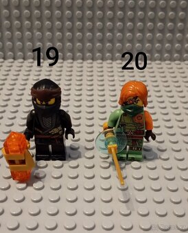 Prodám figurky Lego - 8
