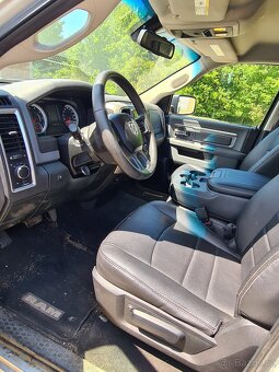 RAM 1500 - 8
