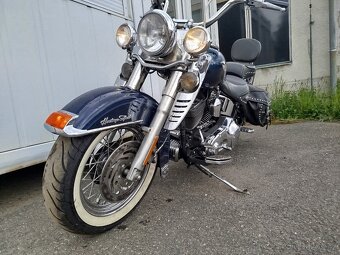 Harley Davidson heritage softail FLSTC - 8