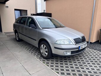 Škoda Oktavia 1.8 tsi. 118 kw rv 2008. Původ ČR - 8