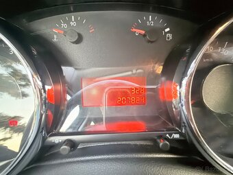 Peugeot 5008 1.6 tdi 84kw - 8