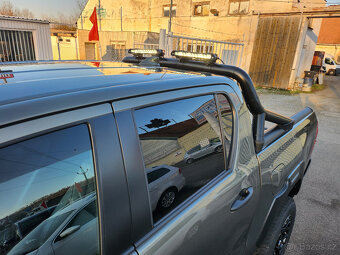 TOYOTA HILUX INVINCIBLE DOUBLE CAB, 2,8D - 4D 150 KW - 8