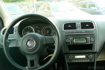 Volkswagen Polo 1.2 COMFORT - 2009 -serviska - 8