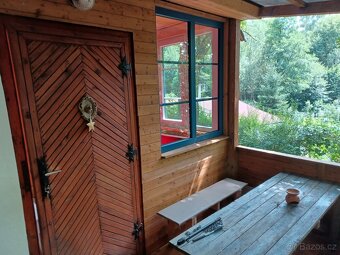 Prodej chaty na vlastním pozemku 1276 m², celková plocha 77m - 8