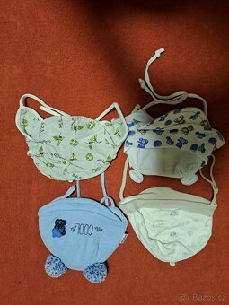 Chlapecké čepice, rukavice, punčocháče a bačkory. - 8