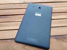Pěkný Tablet Samsung SM-T560 Galaxy Tab E,8 GB,1.5GB RAM - 8