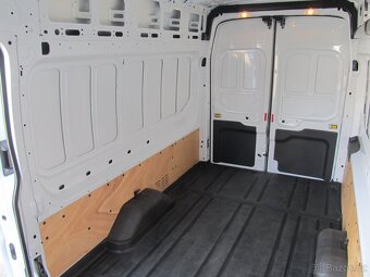 Ford Transit 2.0 TDCI L4H3 JUMBO ČR 1.maj - 8