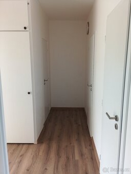 Byt 2+1 s balkónem - ideální pro pár - 8