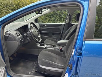 FORD FOCUS 2.0 107 KW GHIA - BENZÍN - 8