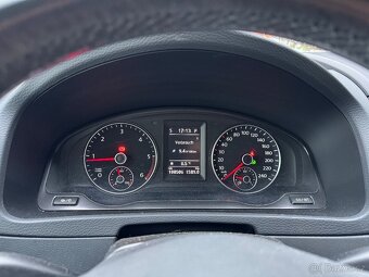 Multivan T5.2 , dsg, nezávislé topení, málo km, 7 míst - 8