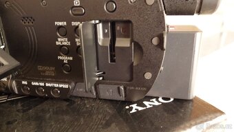 Sony FDR-AX100E,  Full HD, 4K - 8