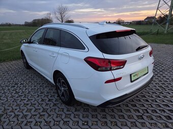 Hyundai i30 combi, 1.6 CRDi, 85 kW, Smart+, ČR, DPH - 8
