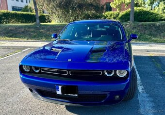 Dodge Challenger - V6 Nehavarovaná - 8