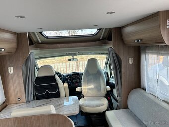 Obytné auto Carado - 8